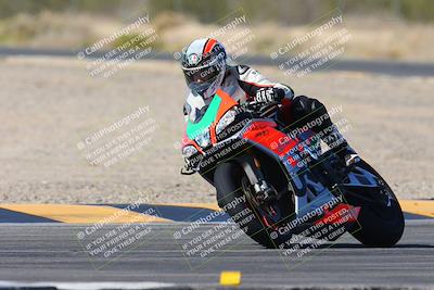 media/Feb-03-2024-SoCal Trackdays (Sat) [[767c60a41c]]/8-Turn 7 (1140am)/